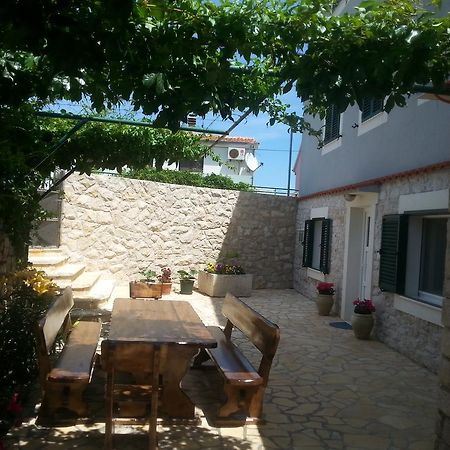 Apartment Jartic Betina  Exterior photo